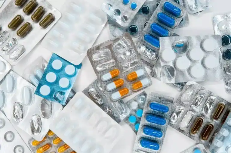 image of medication that can be addictive