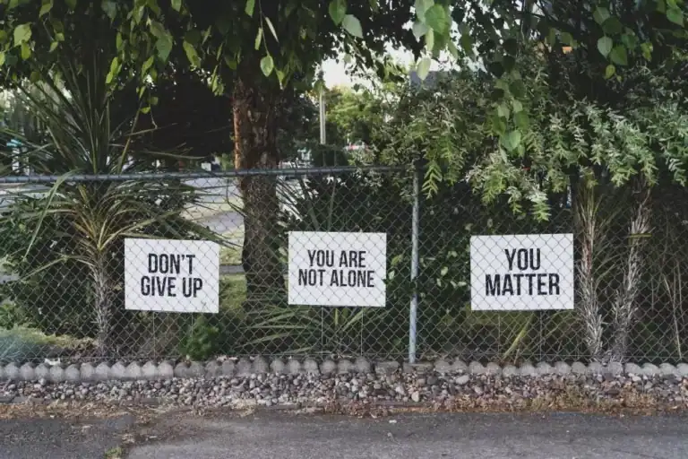 image of motivational banners for postpartum depression