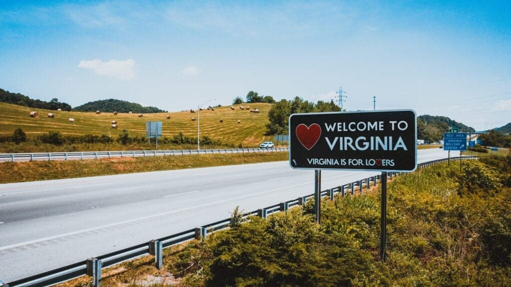 The Welcoming Sign to Virginia, saying "Virginia is for Lovers"