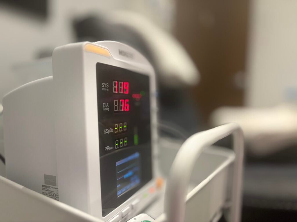 Monitor keeping track of a patient's health
