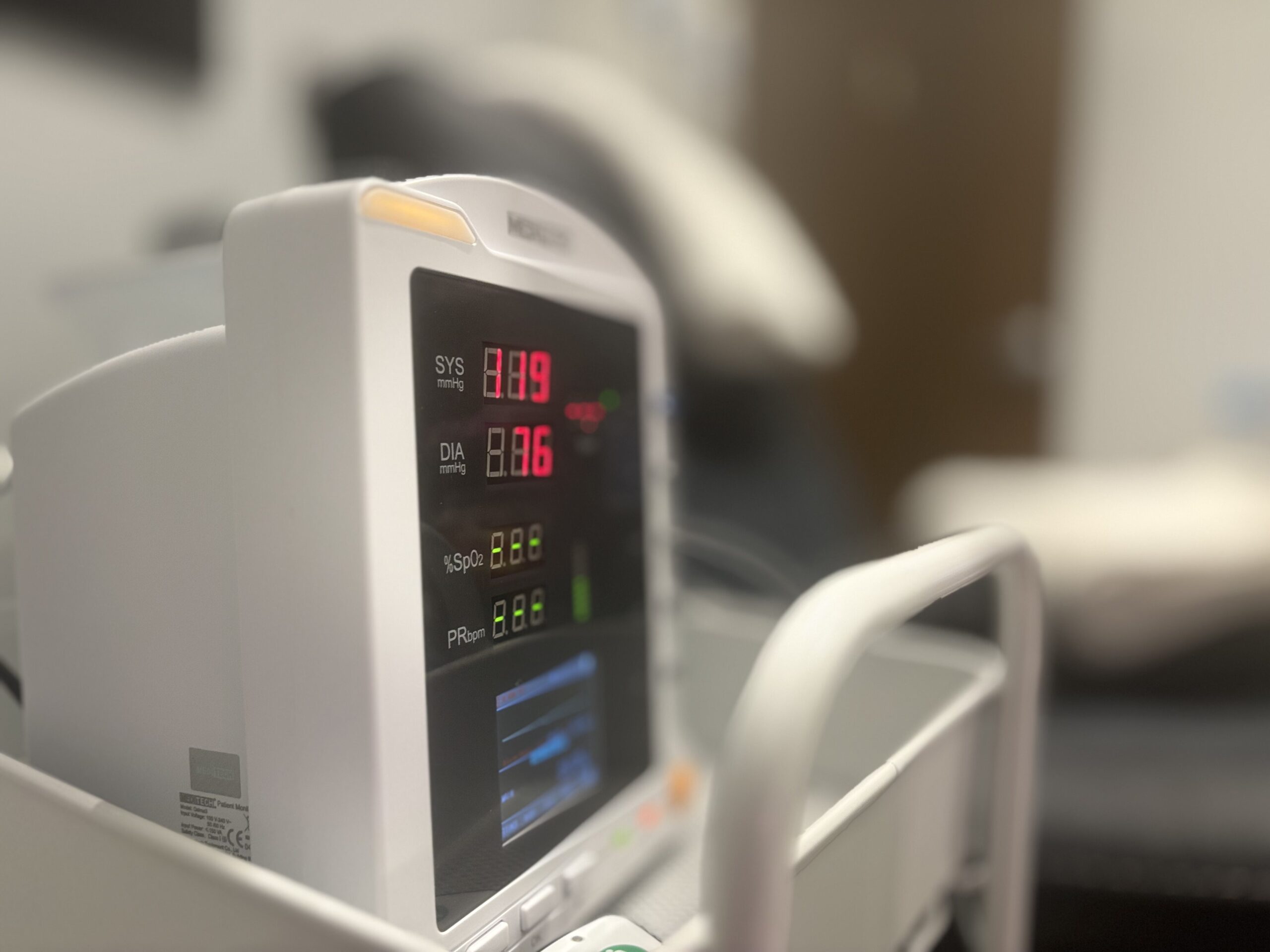Monitor keeping track of a patient's health 
