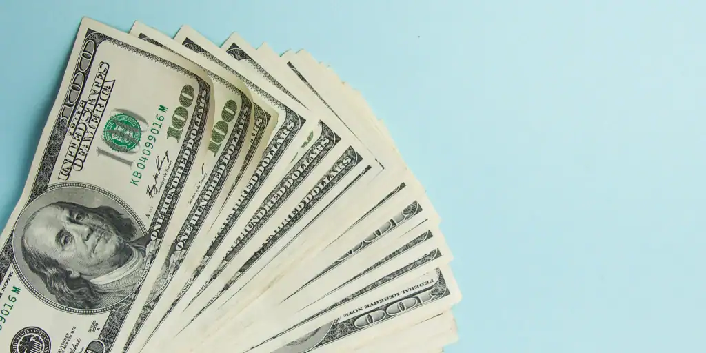 190208 stock money fanned out ew 317p