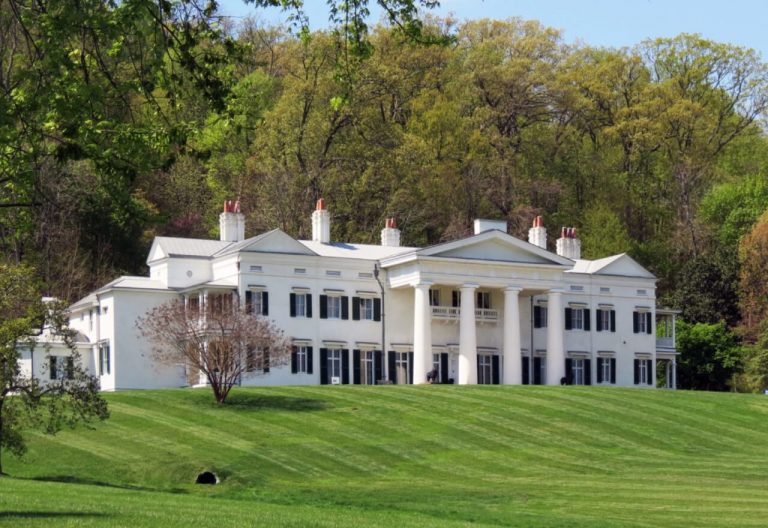 white house in morven park